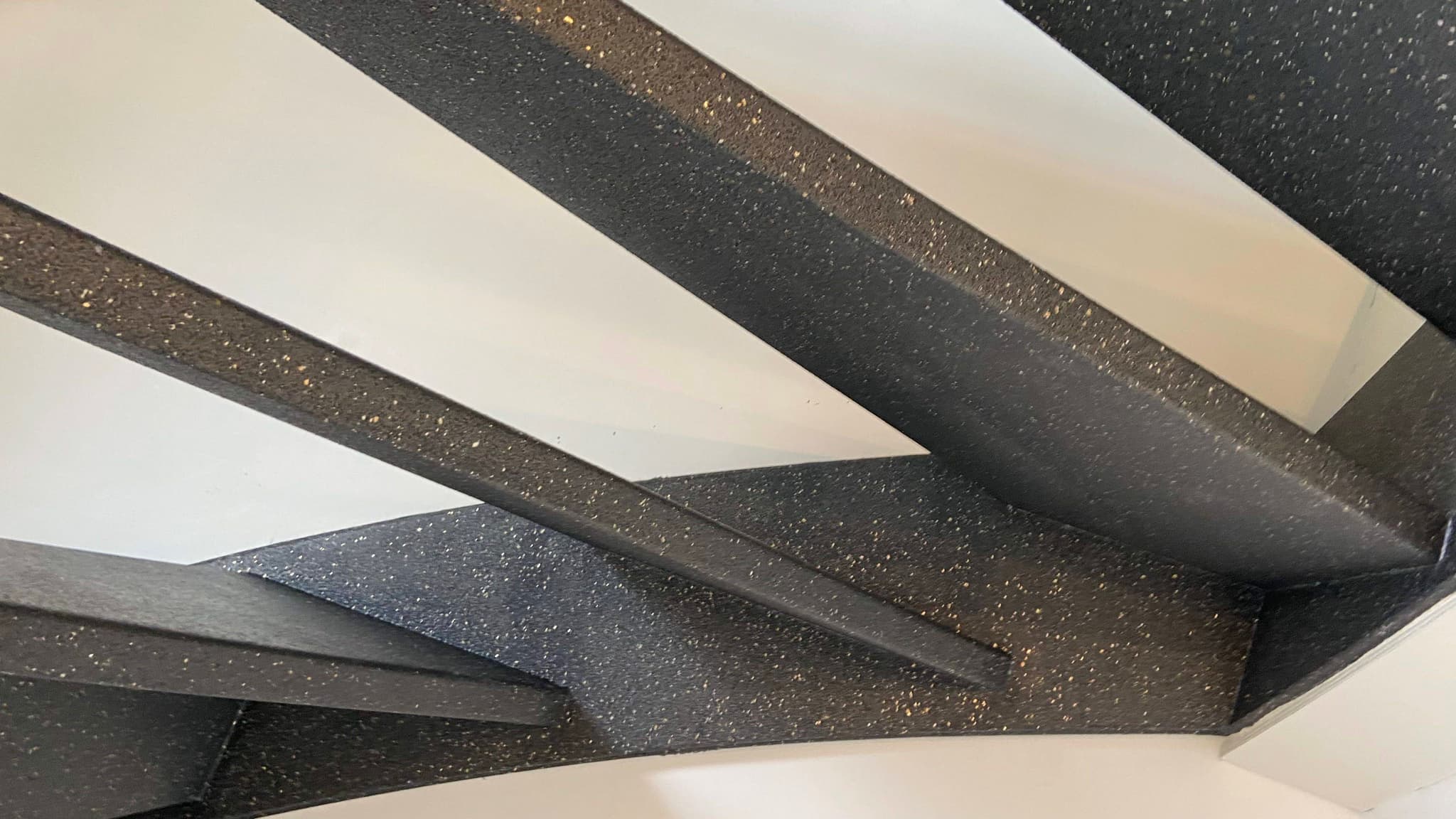 Omnistair Signature CrystalSand stair renovation Noord-Holland — after