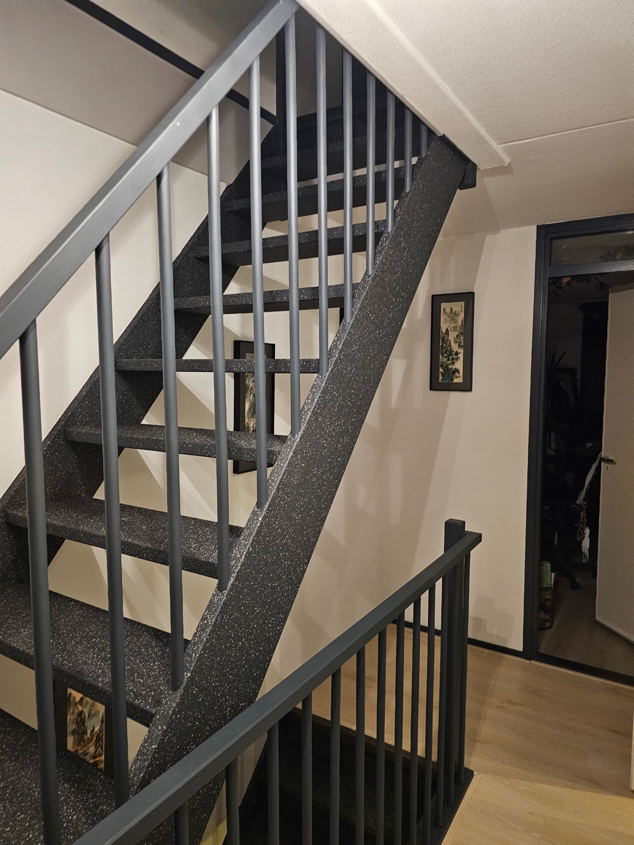 Omnistair Signature Polar Speckle — Blend stair finish