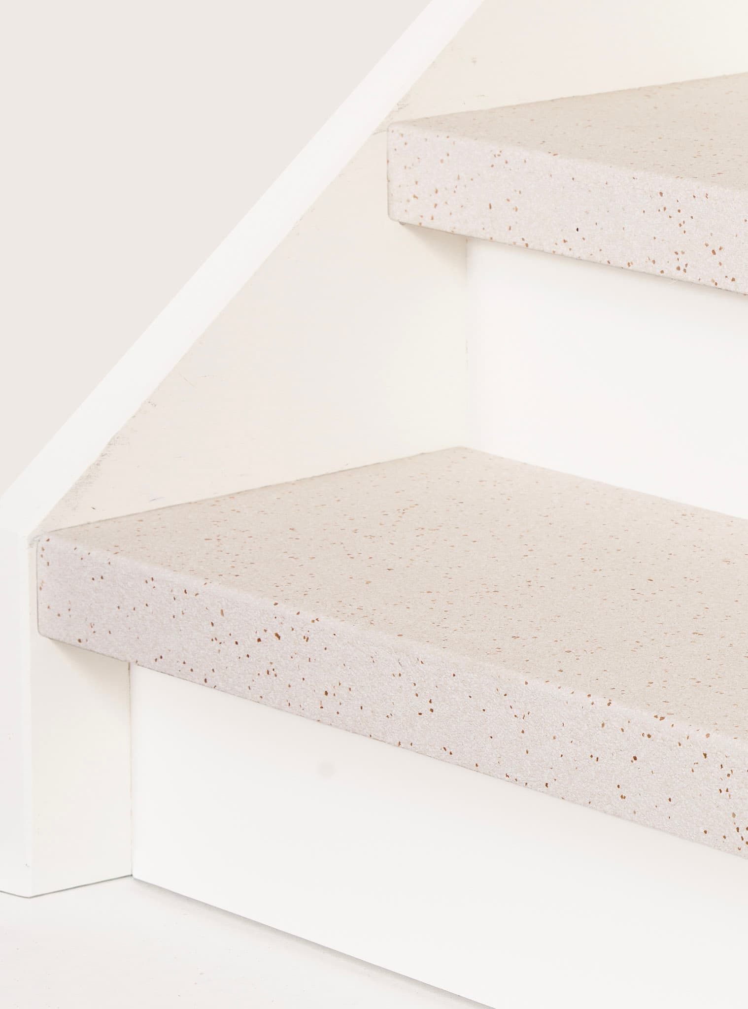 Omnistair EverStep Golden Grain — Blend overlay treads